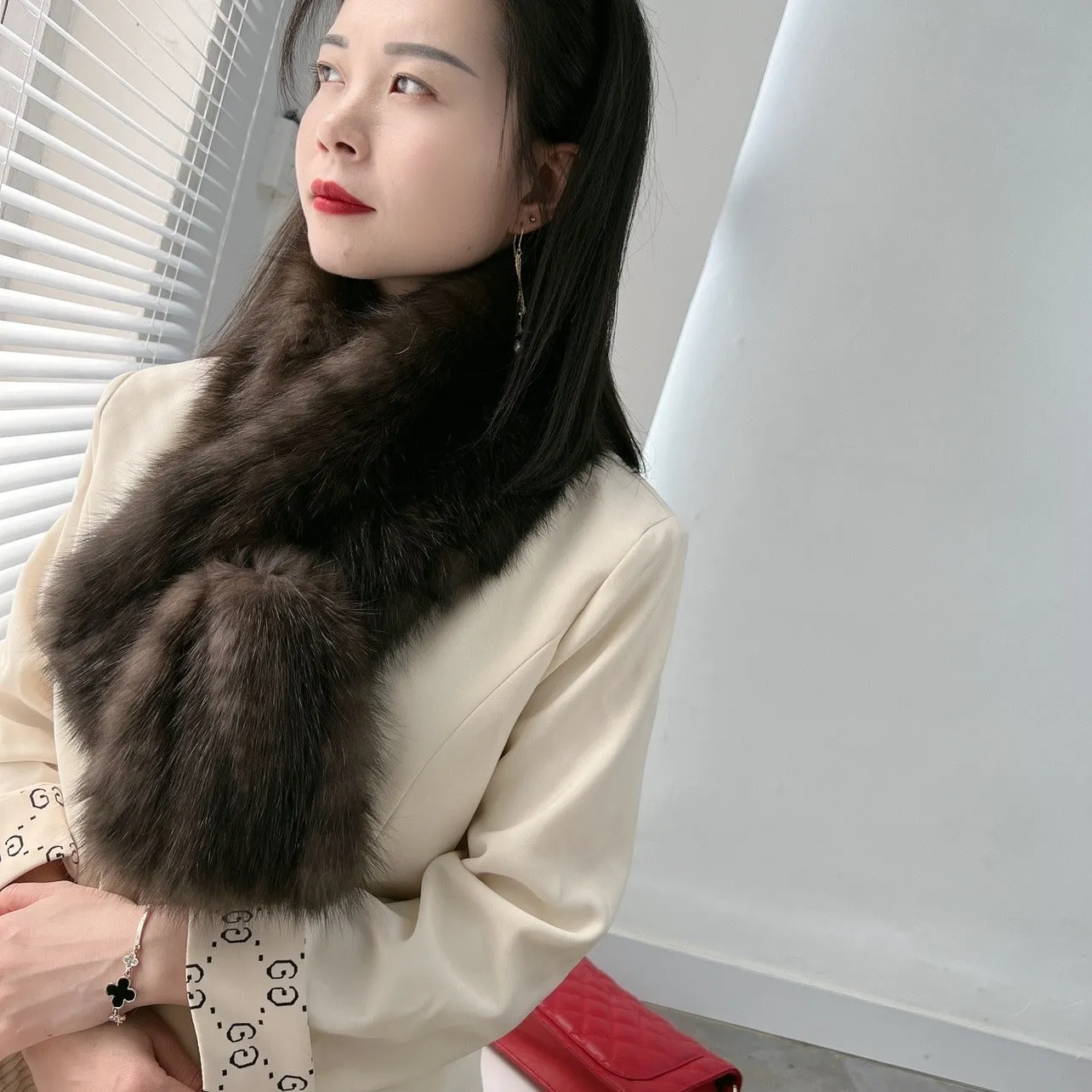 Sable scarf Winter mink scarf temperament sable fur scarf warm and soft double-sided fur neck scarf