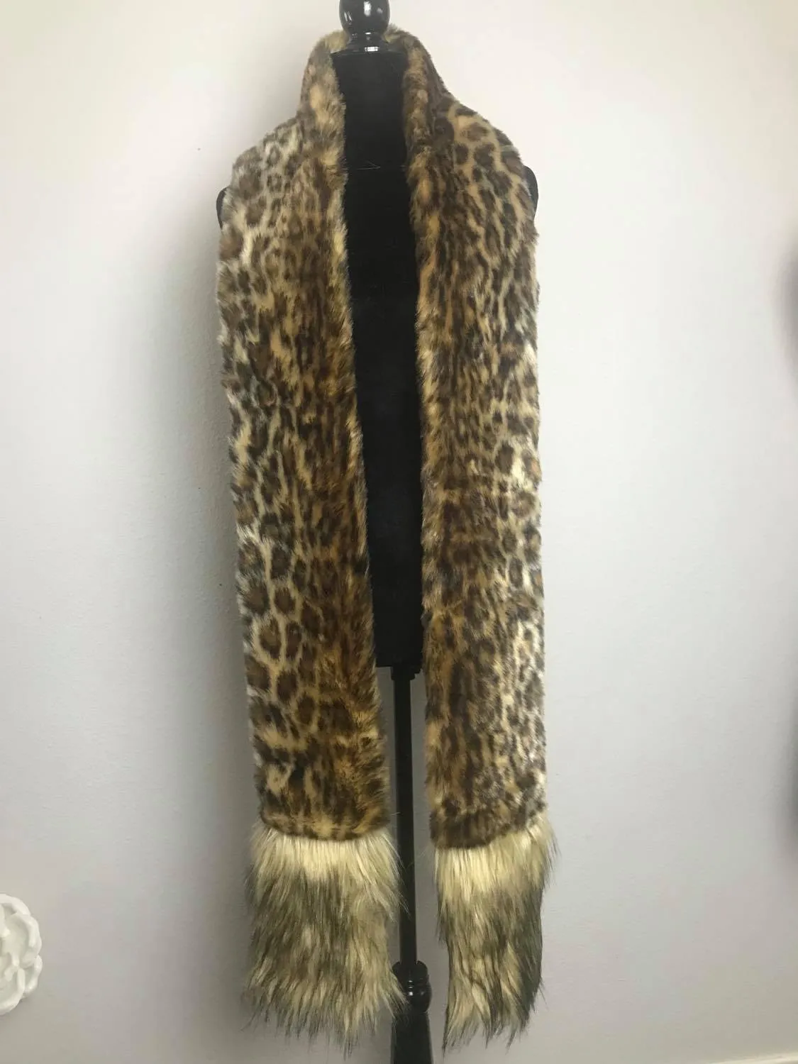 Scarf in Leopard