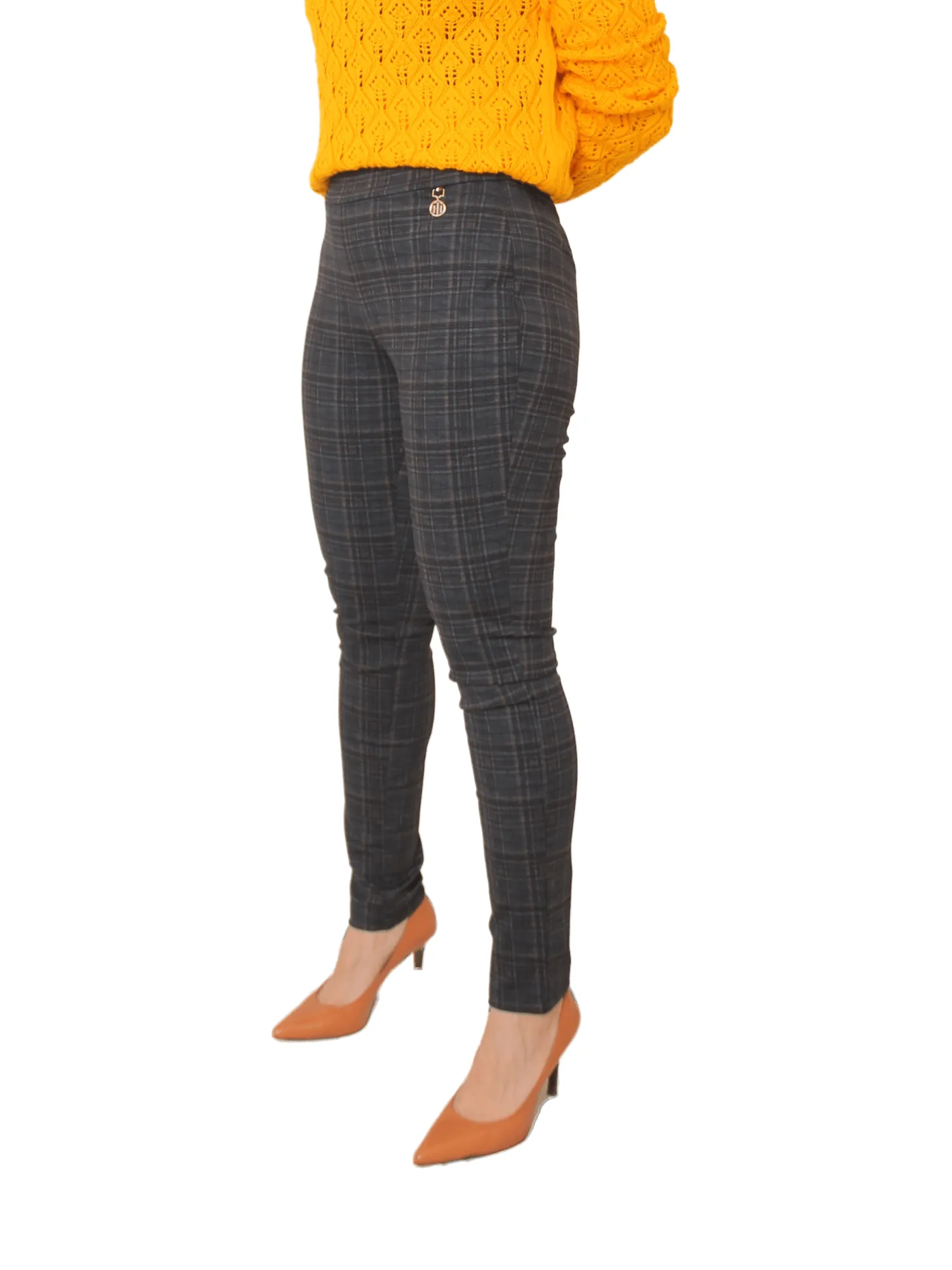 Skinny Tommy Pants For Women Model 3